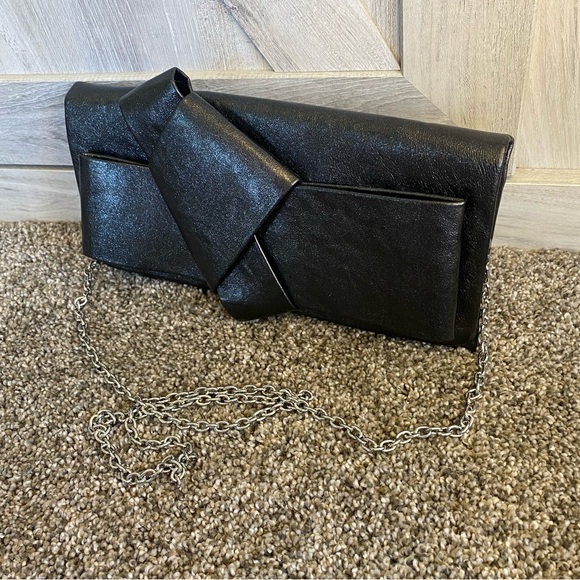 Sondra Robert’s Designer Shoulder Clutch Bag Event Evening Wallet on a String - Picture 4 of 12